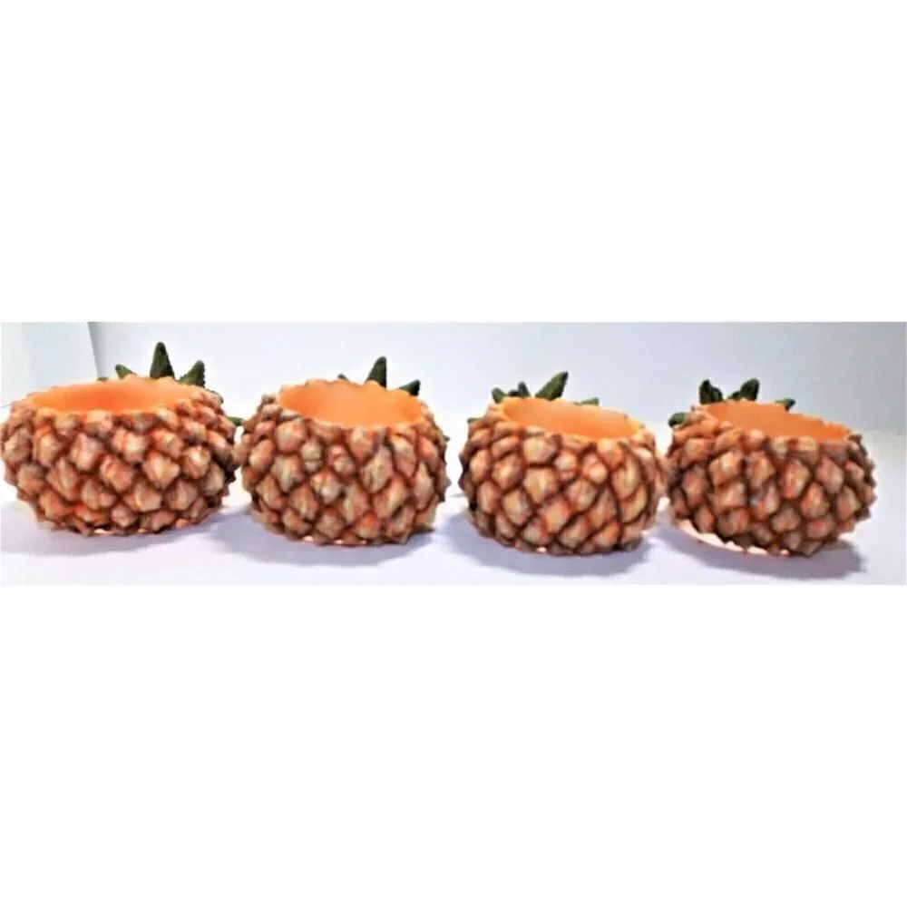 Set of four pineapple napkin rings resin